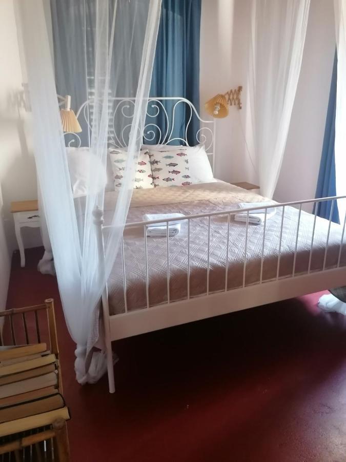 Two-Bedroom Apartment With Sea View,Big Terrase And Garden Stari Grad  Luaran gambar